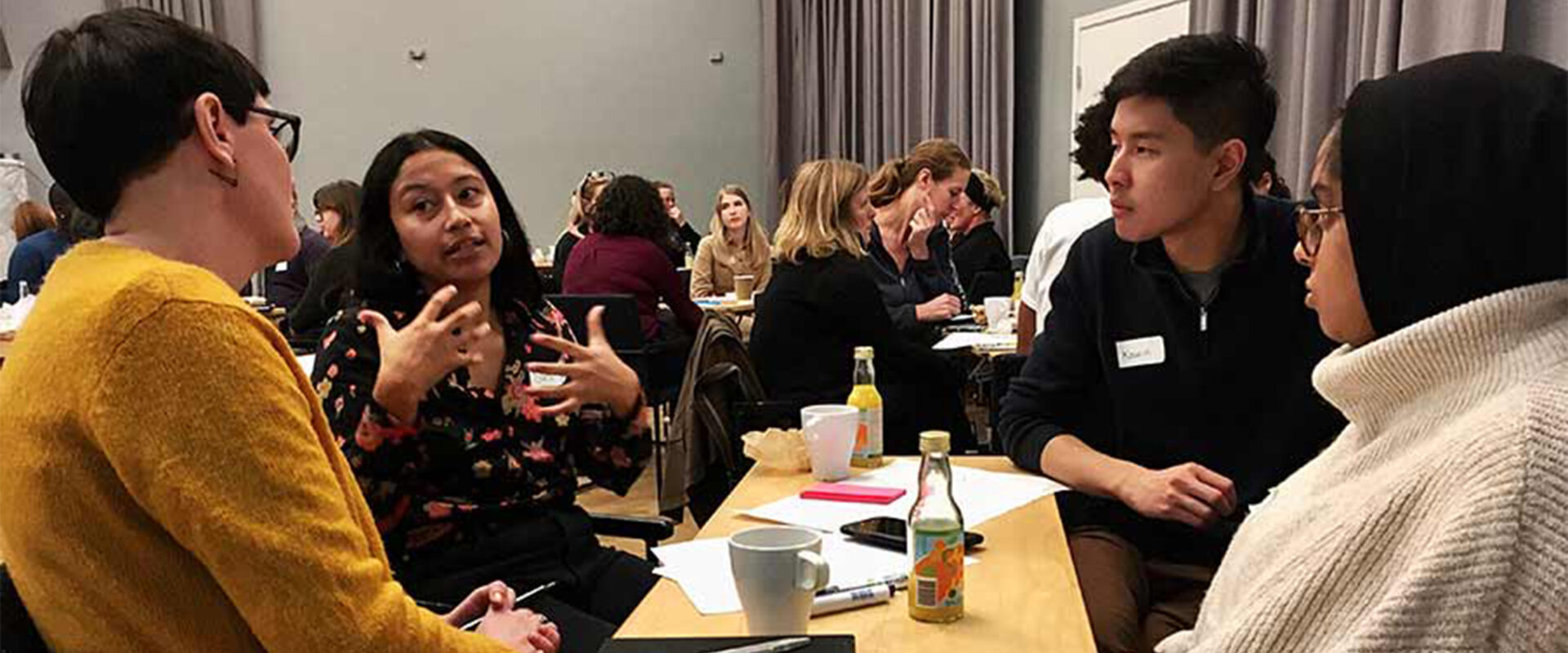 Åsa Gustafsson, Sara Sjölander, Kawin Tiansuwan och Sauda Haque diskuterade utmaningar man möter i det antirasistiska arbetet.